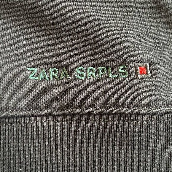 Zara Surplus Sweatshirt - Picture 3 of 4